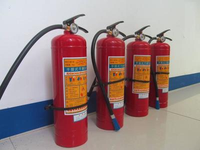 高層住宅火災(zāi)與地震后的警示 筑牢生命安全防線，從完善消防設(shè)備開始